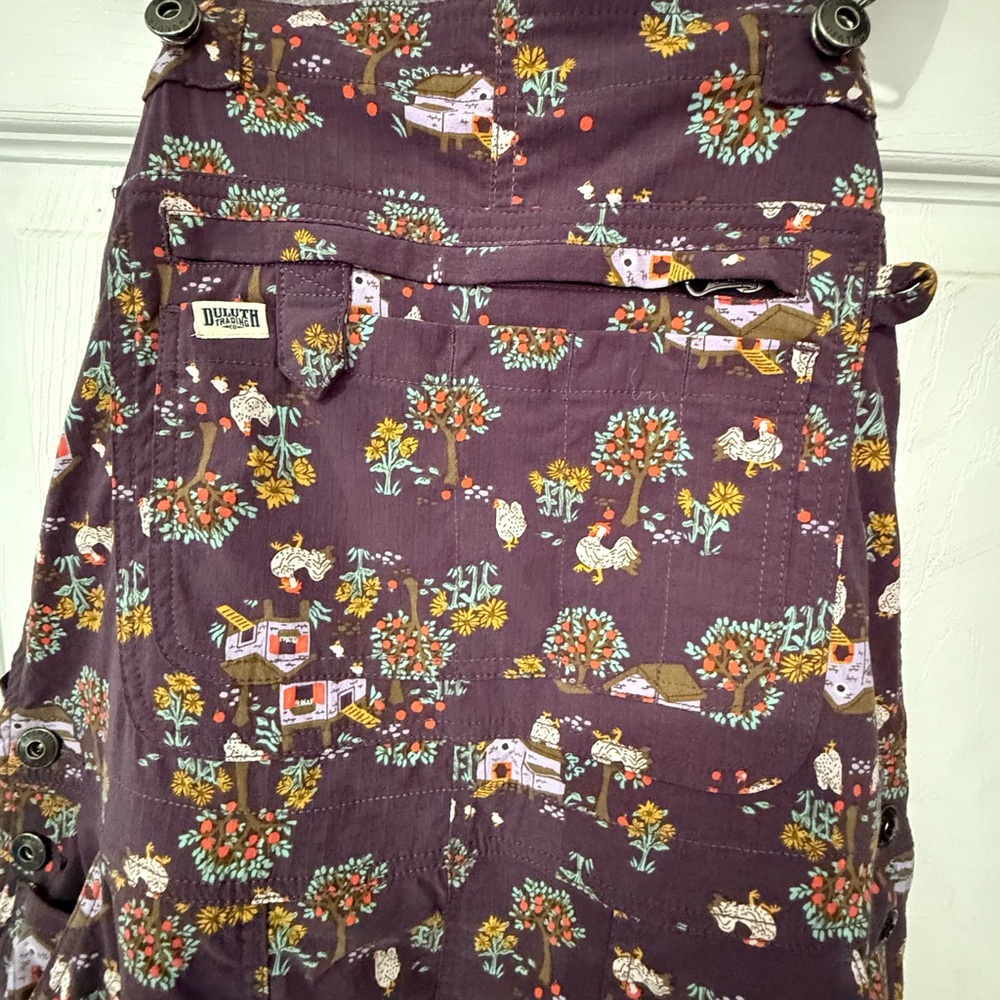 Duluth Trading Co Overalls Chicken Coop Purple Patterned Women’s Medium 31